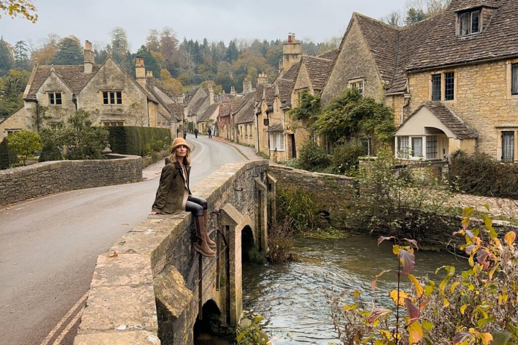 Castle Combe in autunno, il borgo più iconico delle Cotswolds
